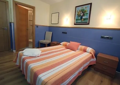Pension Irune By Vivere Stays San Sebastián Spagna